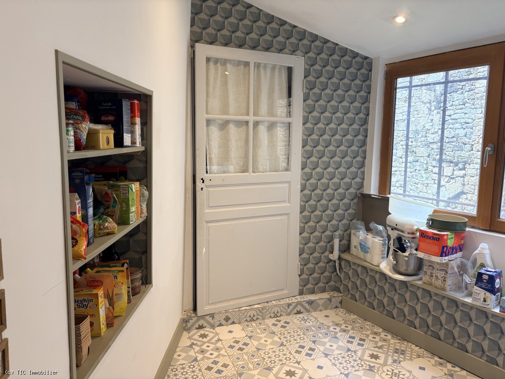 5 bedroom House in Nanteuil-En-Vallee, Nanteuil-En-Vallée, France – r7488