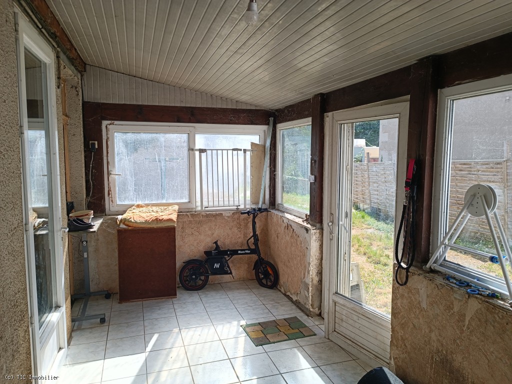 2 bedroom House in Ruffec, France – r7485
