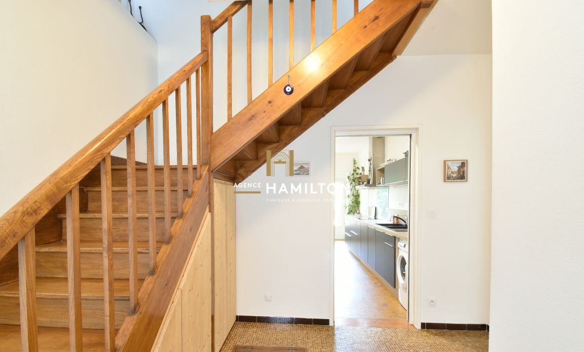 3 bedroom maison de village in Cordes Sur Ciel, Tarn, France