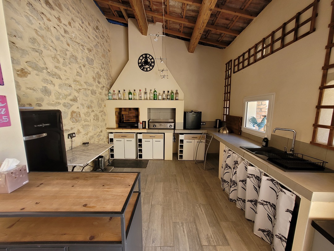 3 bedroom House in Puissalicon, Herault, France – mm399900ee