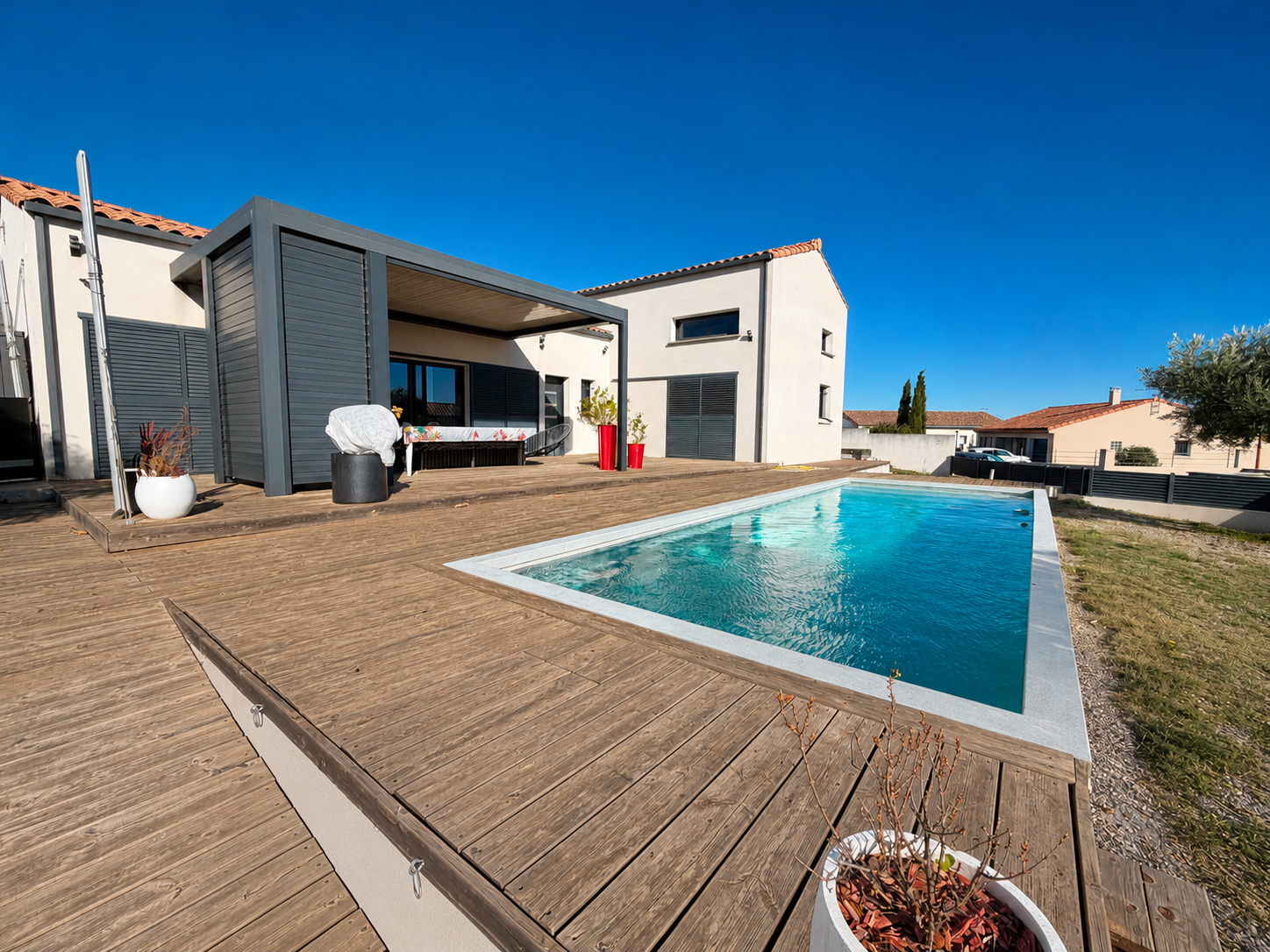 2 bedroom Detached House in Lezignan Corbieres, Aude, France – vl464400e