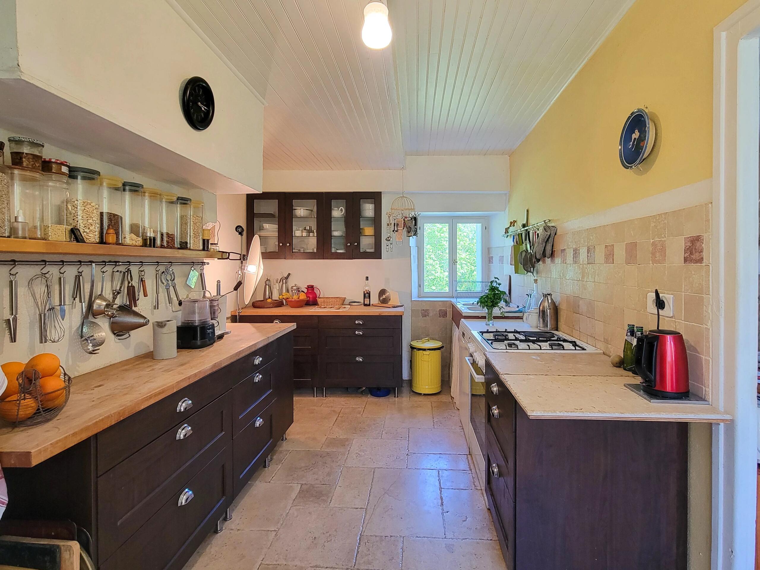 Historic Former Notary’s House with character and views in Le Bas Ségala, Midi-Pyrénées – France – BVI72621