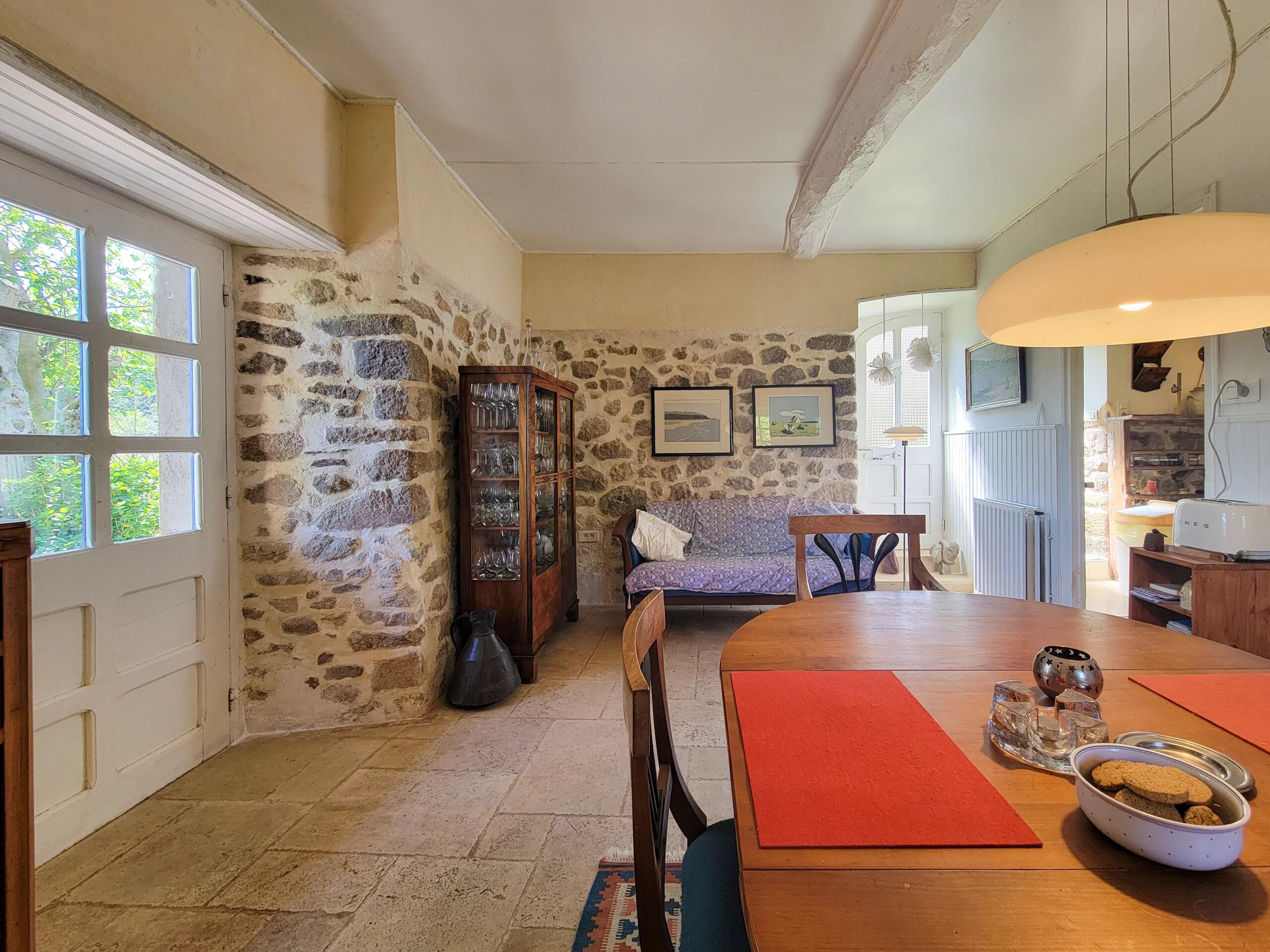 Historic Former Notary’s House with character and views in Le Bas Ségala, Midi-Pyrénées – France – BVI72621