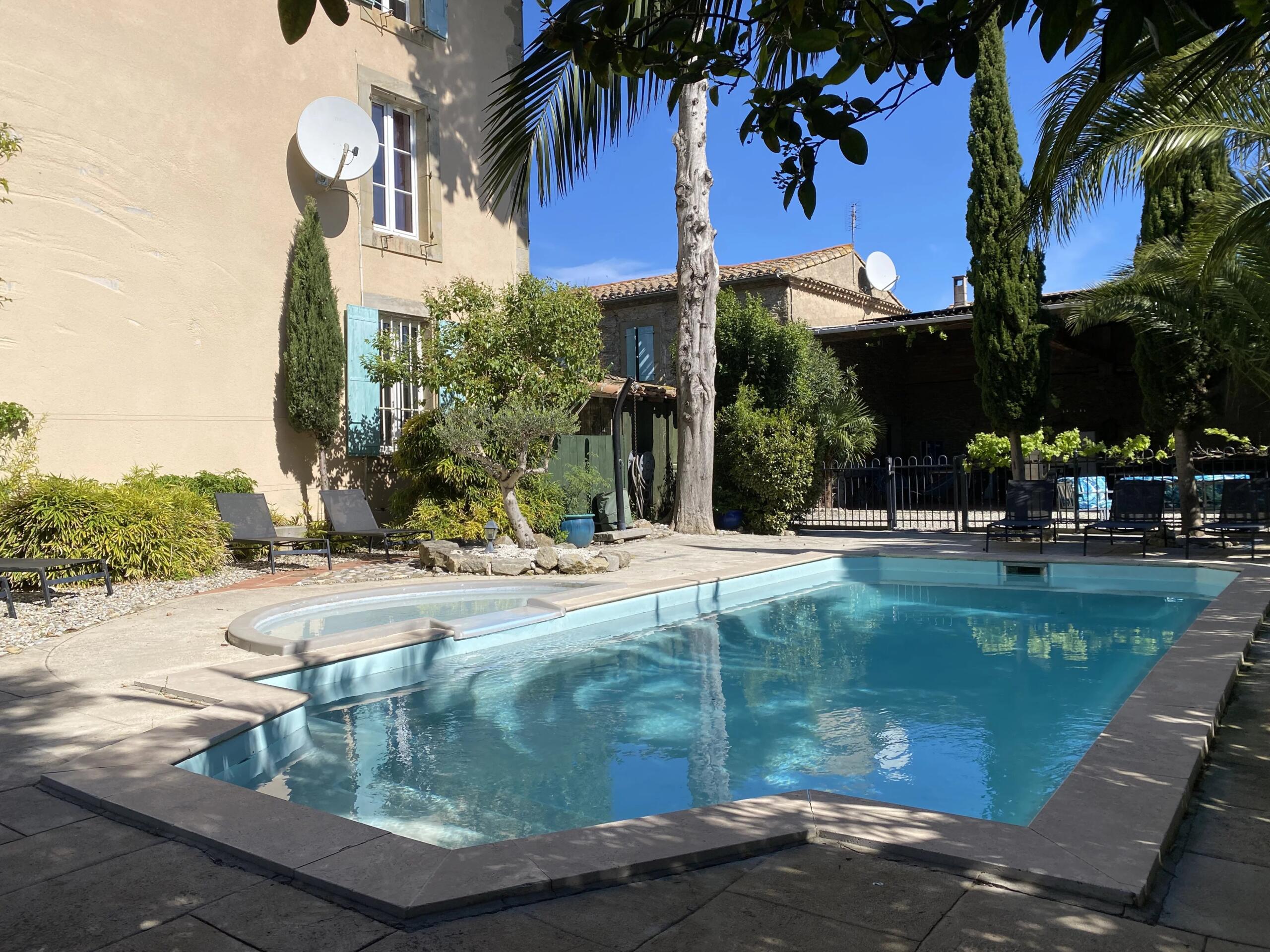 Superb 18th-Century Manor with income possibility, Languedoc-Roussillon – France – BVI79708