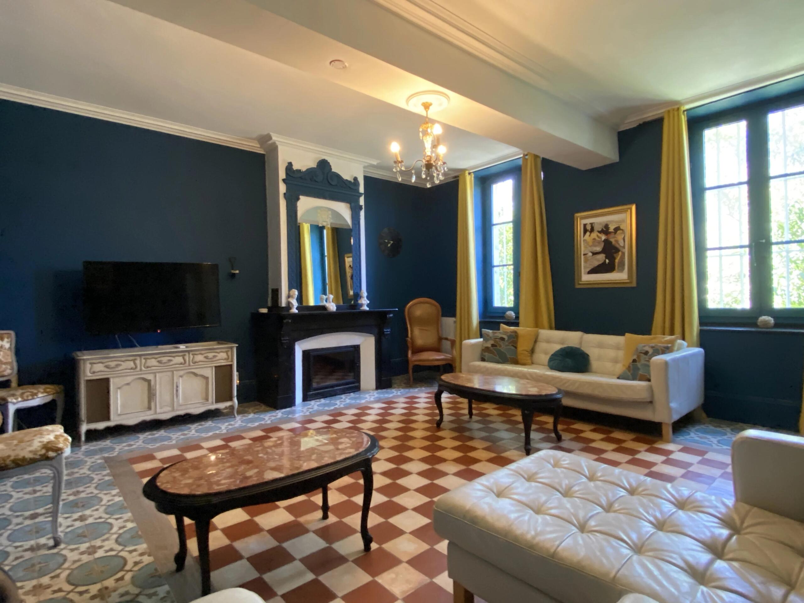 Superb 18th-Century Manor with income possibility, Languedoc-Roussillon – France – BVI79708