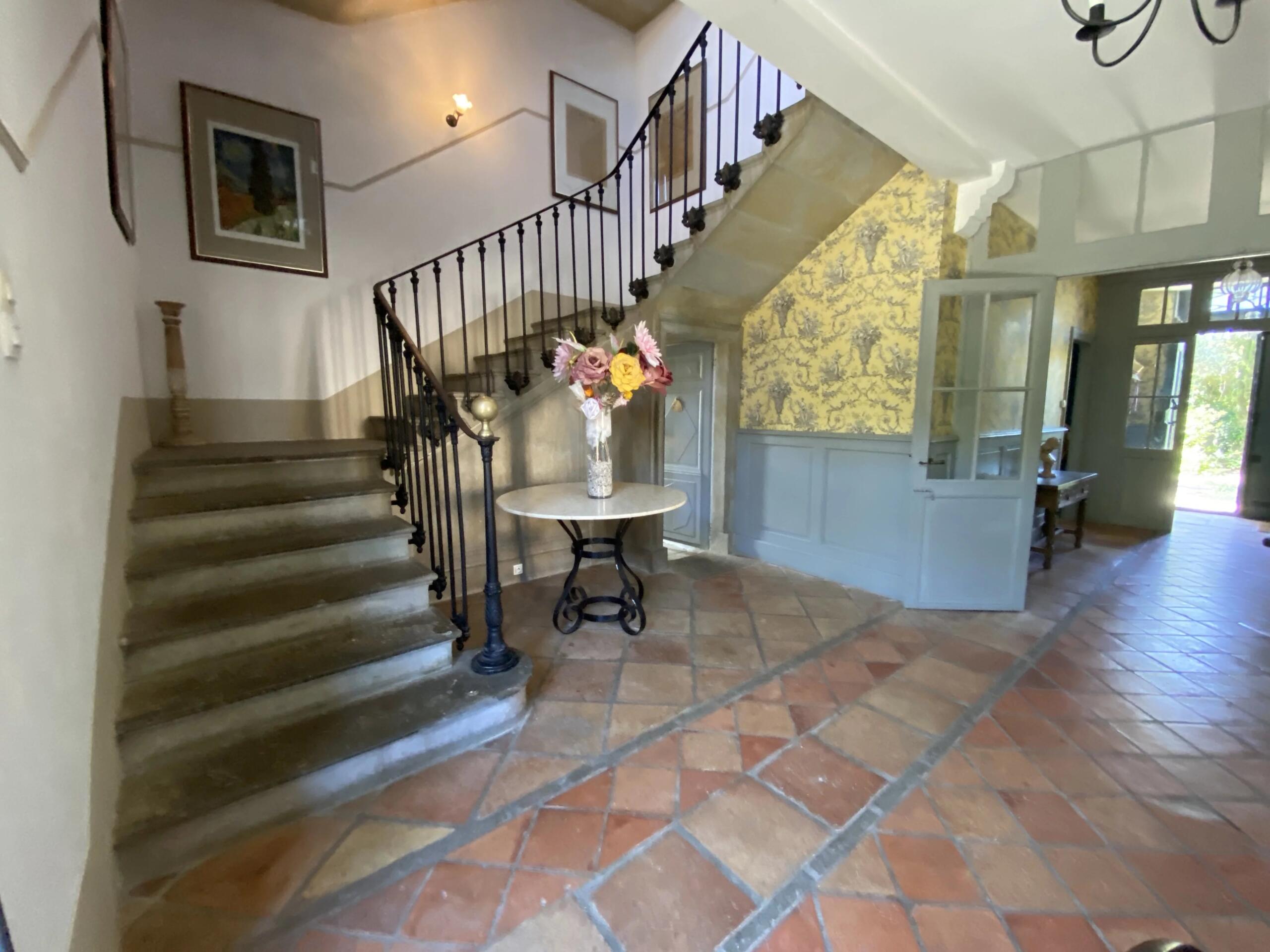 Superb 18th-Century Manor with income possibility, Languedoc-Roussillon – France – BVI79708