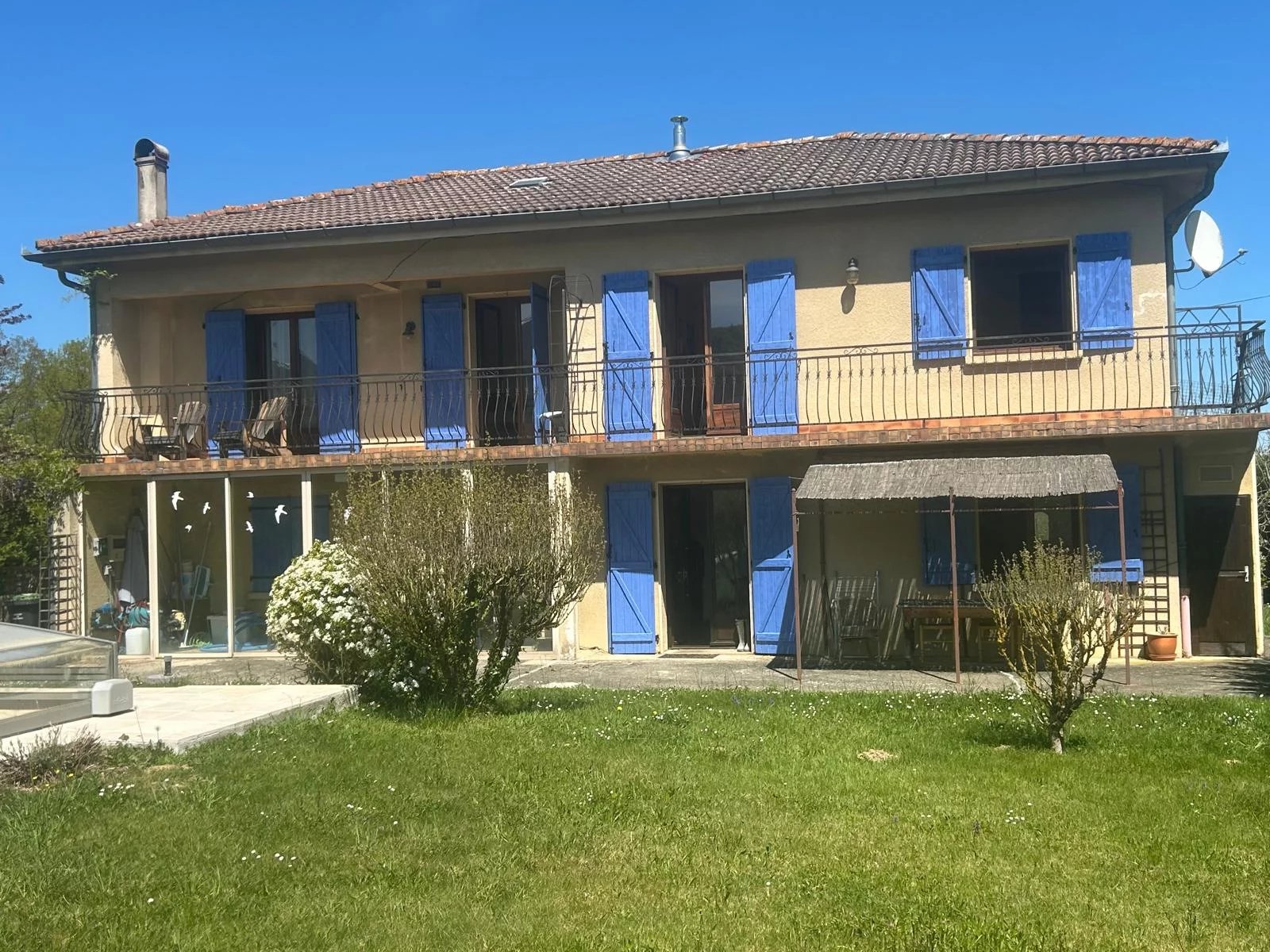 Charming , comfortable and spacious  house with stunning mountain views, Midi-Pyrénées – France – BVI85394
