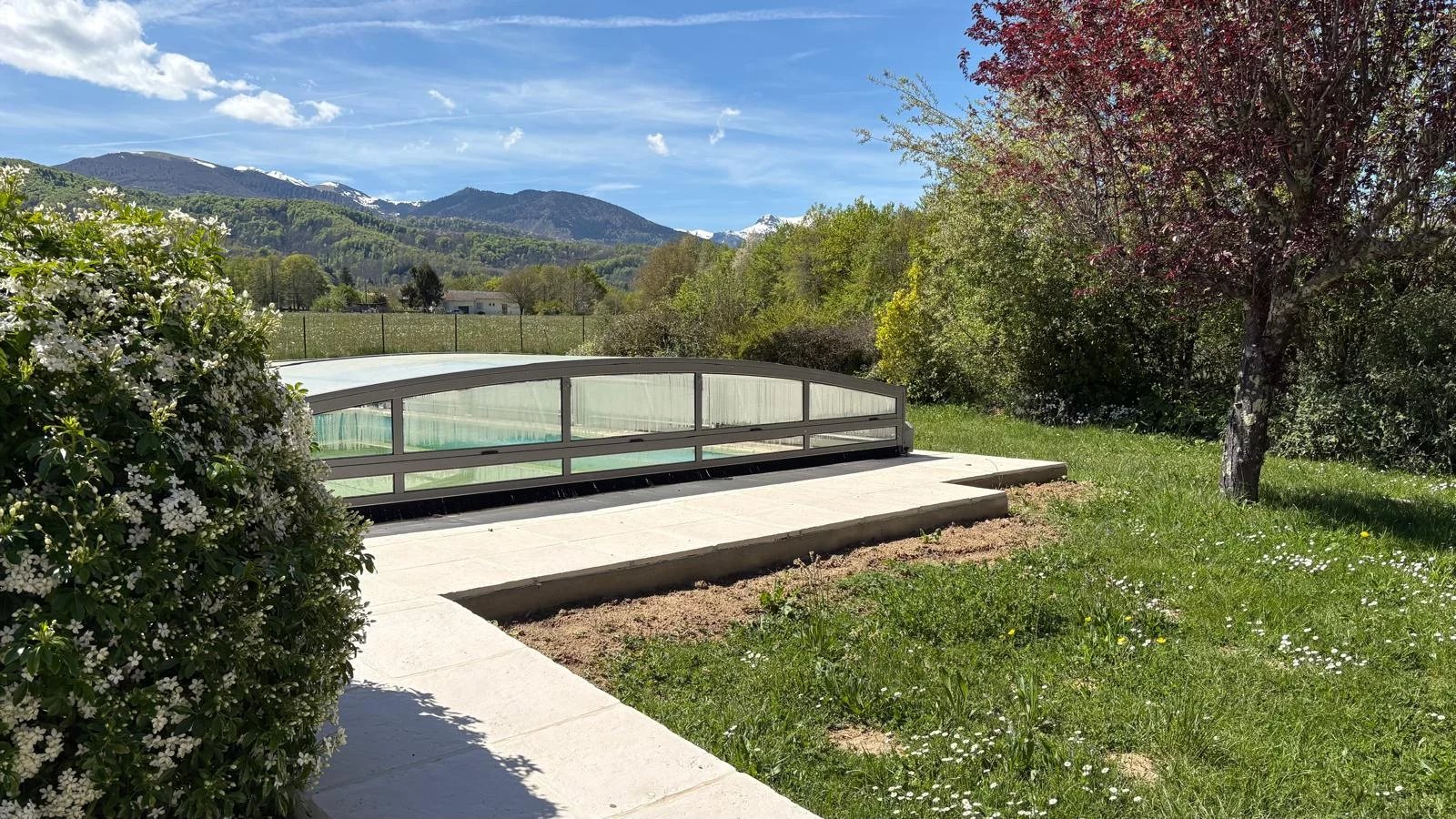 Charming , comfortable and spacious  house with stunning mountain views, Midi-Pyrénées – France – BVI85394