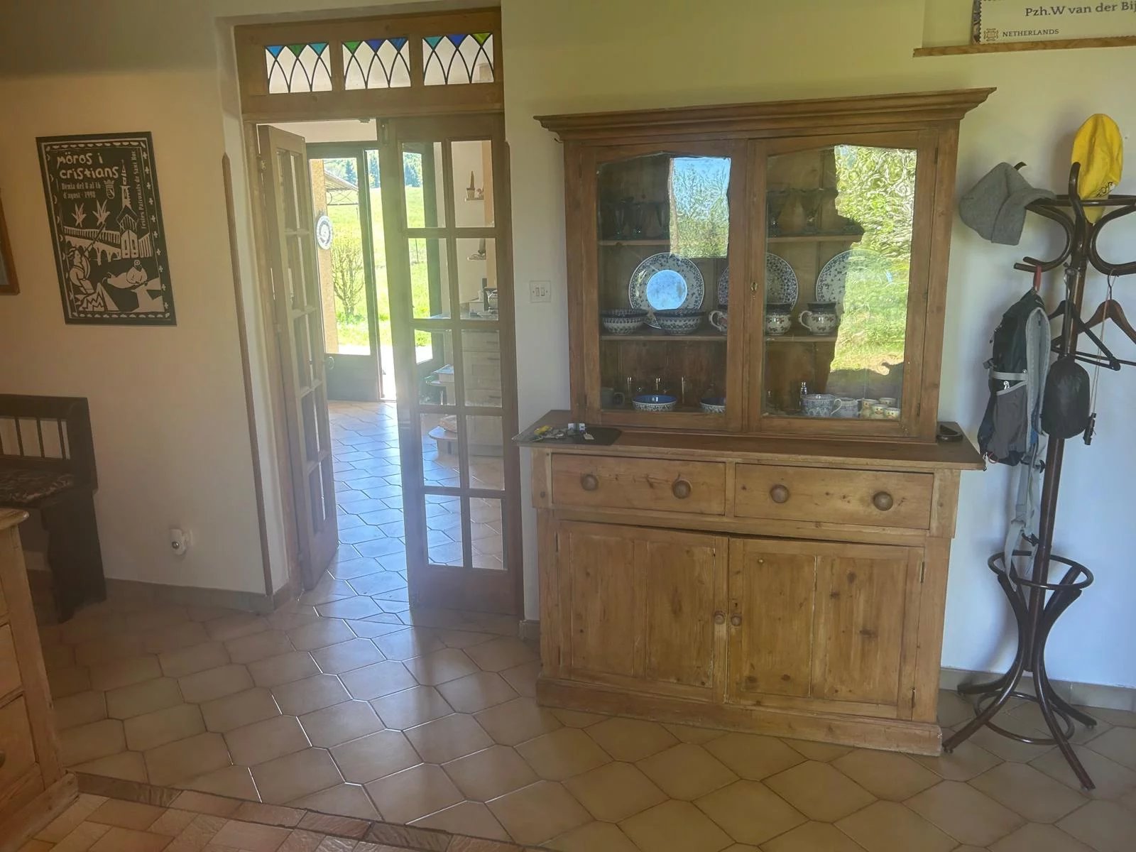 Charming , comfortable and spacious  house with stunning mountain views, Midi-Pyrénées – France – BVI85394