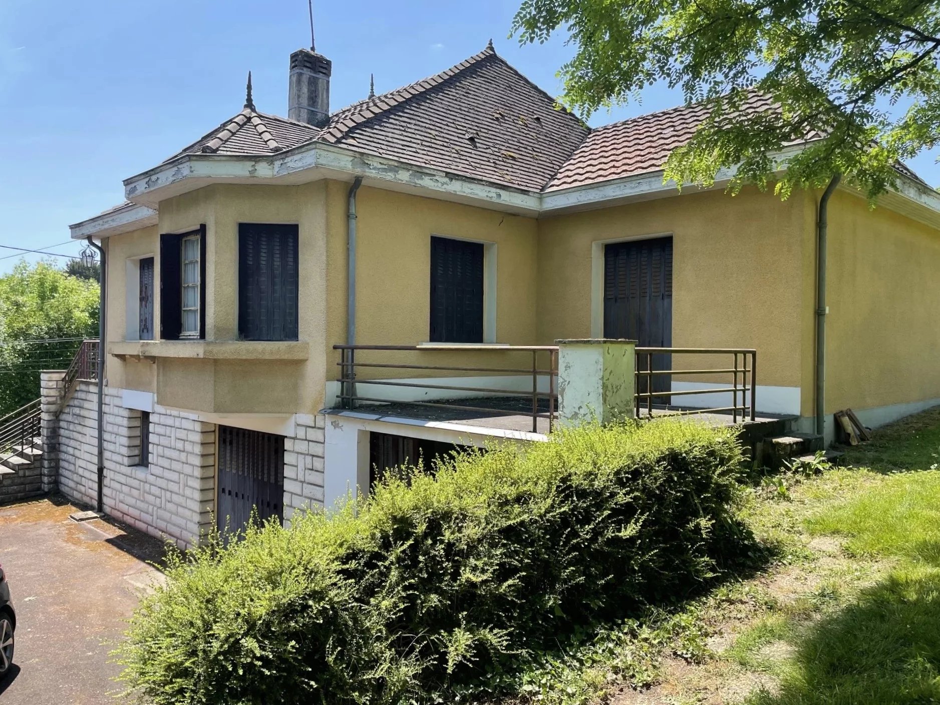 Large house within walking distance of all facilities and schools, Aquitaine – France – BVI65045