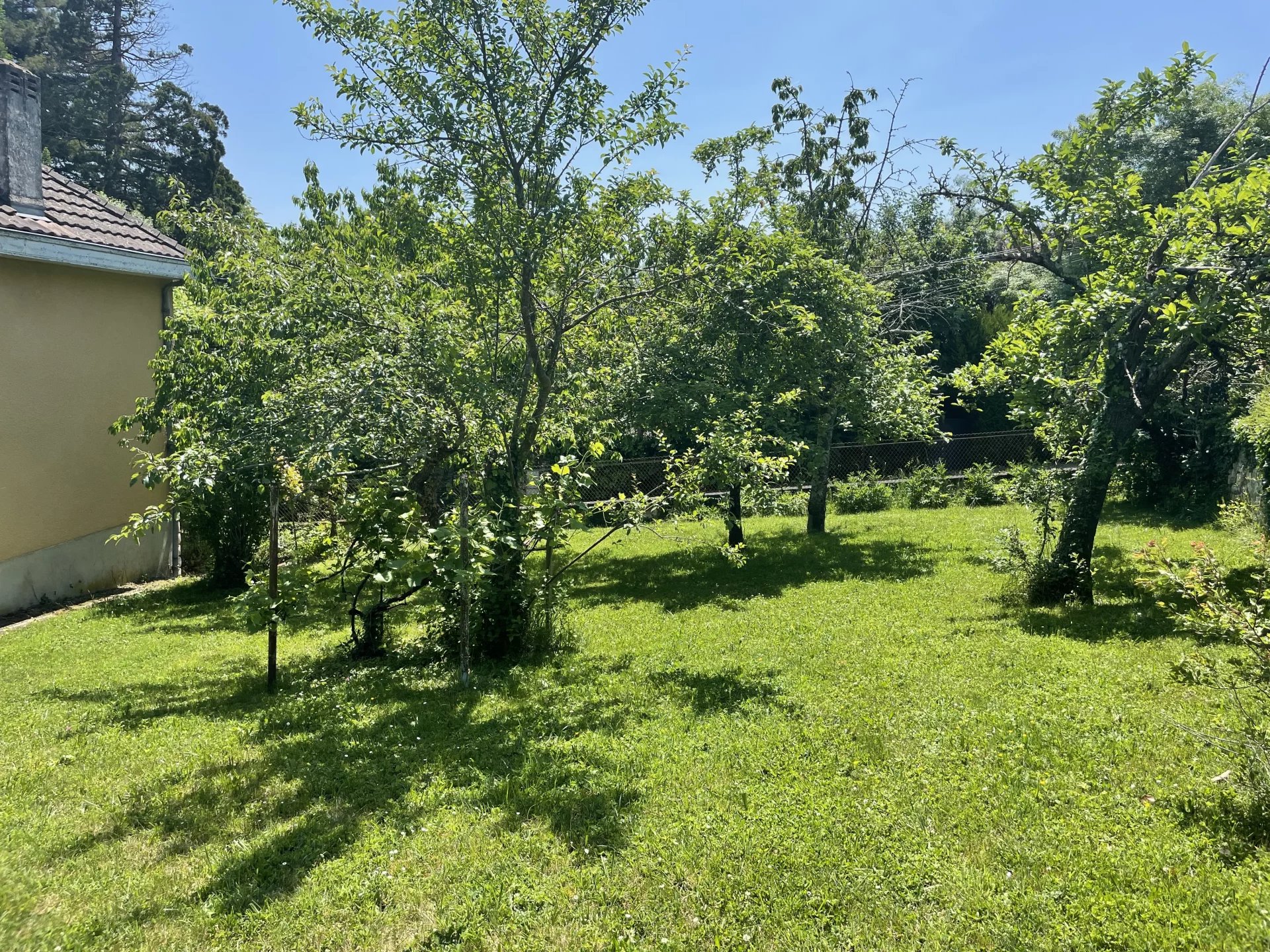 Large house within walking distance of all facilities and schools, Aquitaine – France – BVI65045