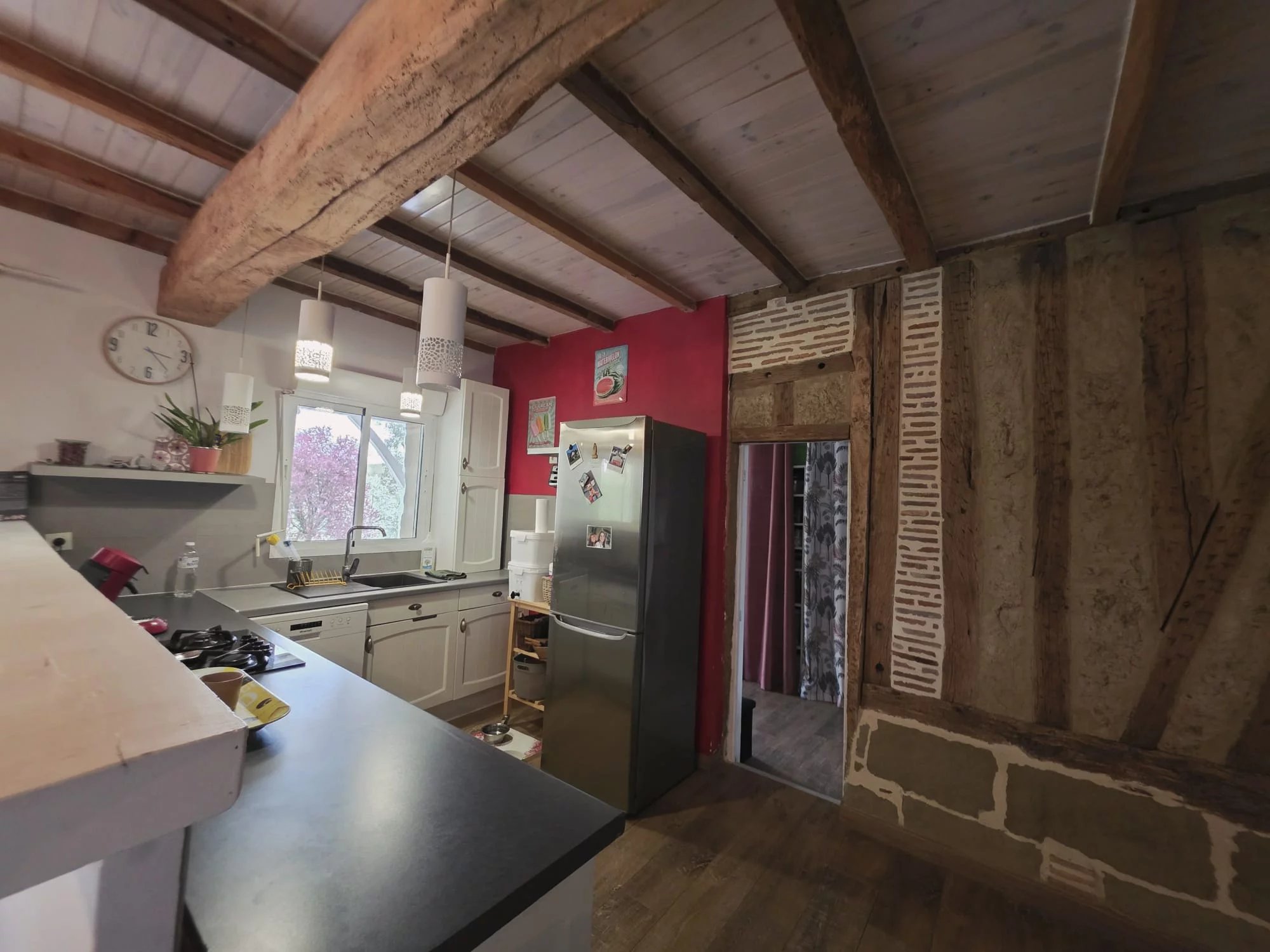 Character Home with Barns, Orchard and Land, Aquitaine – France – BVI84995