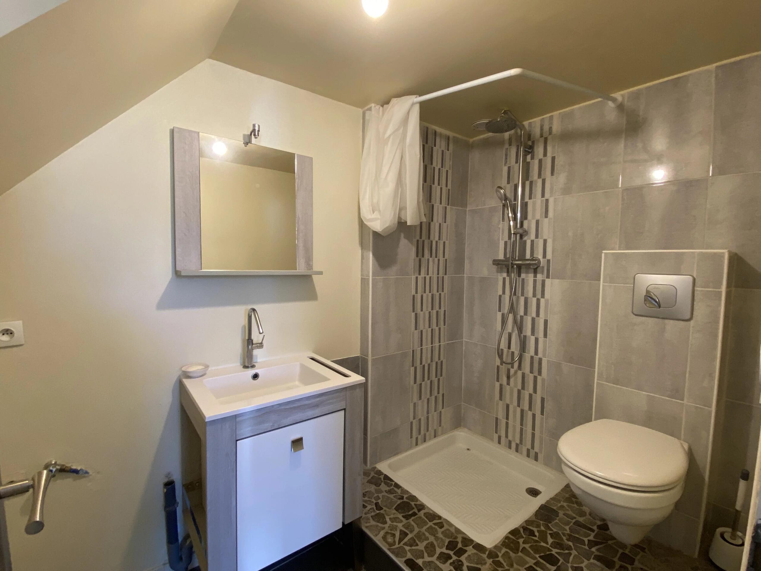Charming stone house in the heart of historic Penne-d’Agenais with stunning basilica views, Aquitaine – France – BVI84616