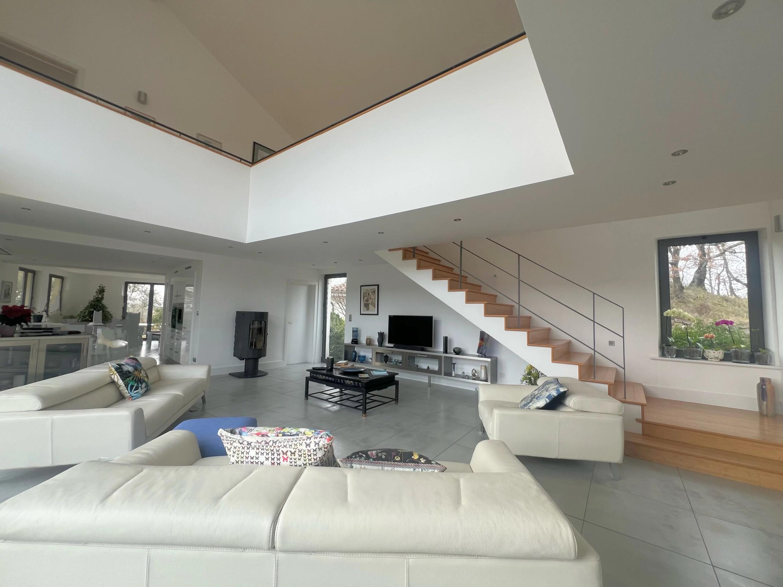 Contemporary Luxury Living with Breathtaking Countryside Views, Midi-Pyrénées – France – BVI83909