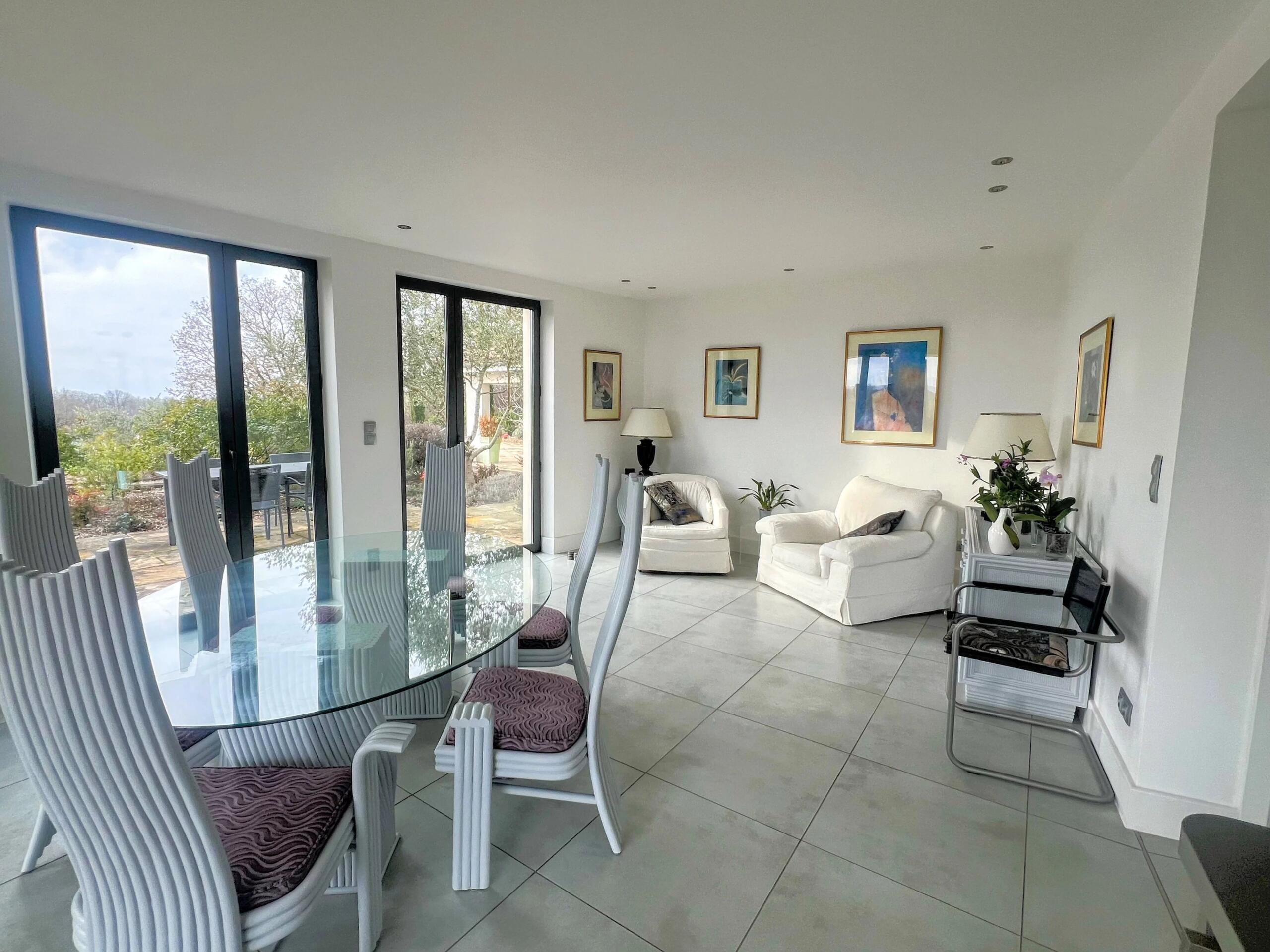 Contemporary Luxury Living with Breathtaking Countryside Views, Midi-Pyrénées – France – BVI83909