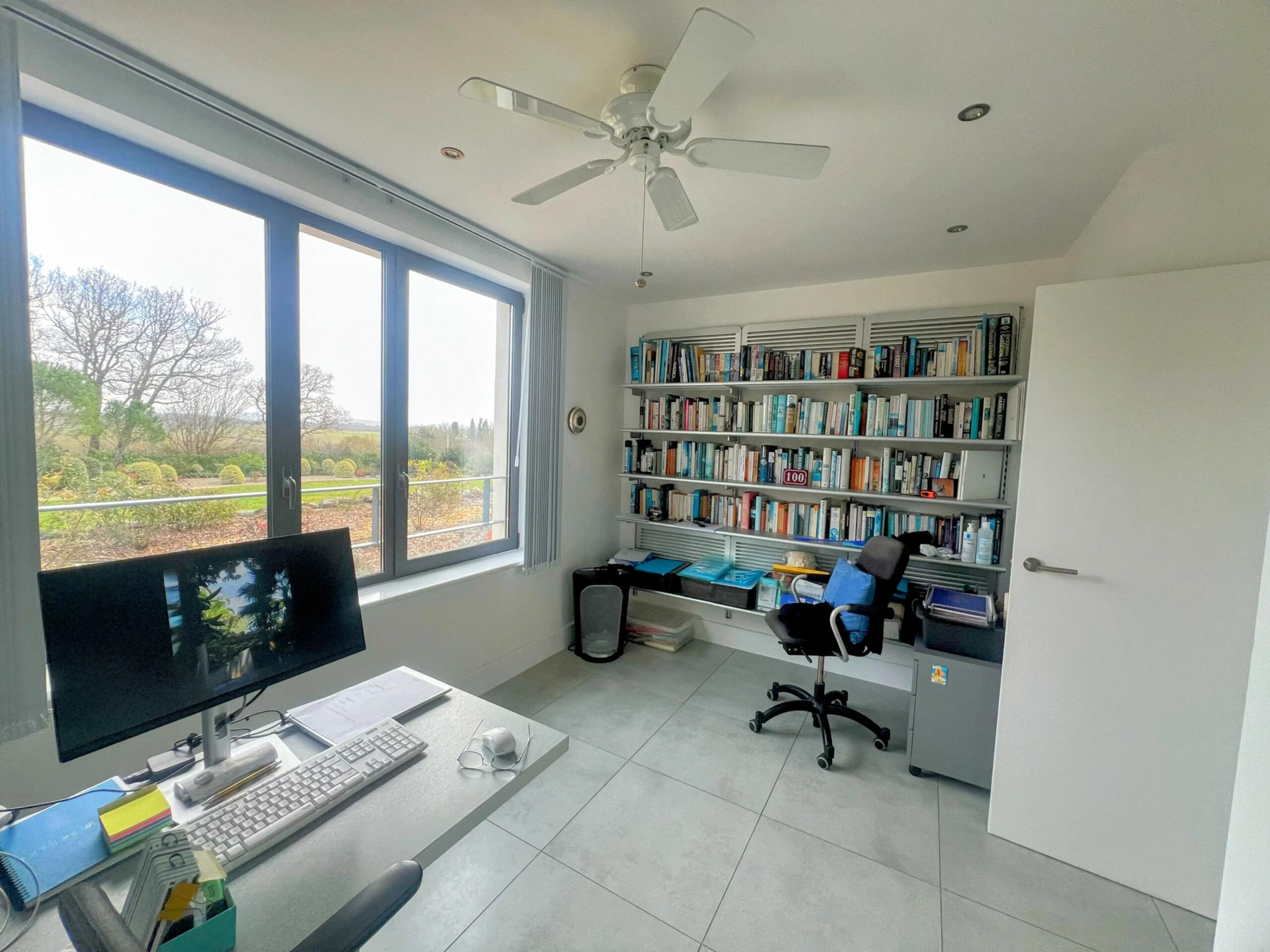 Contemporary Luxury Living with Breathtaking Countryside Views, Midi-Pyrénées – France – BVI83909
