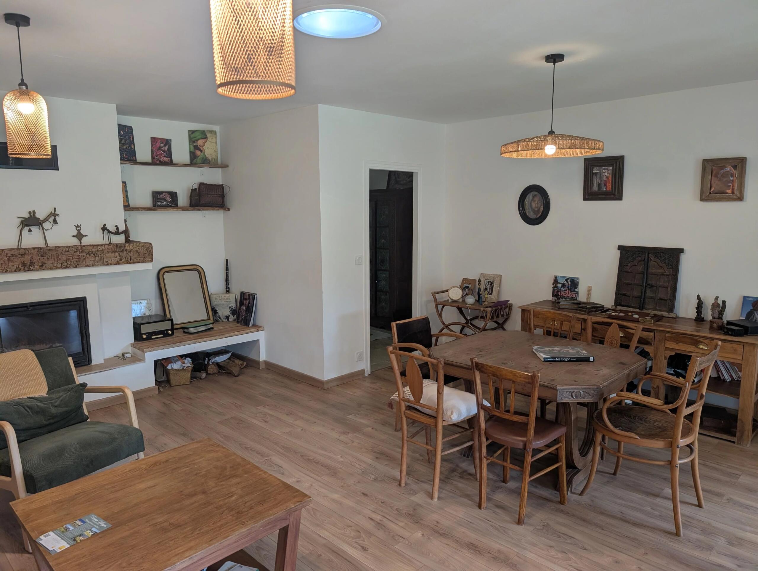 Modern cottage in a quiet riverside commune, Aquitaine – France – BVI85818