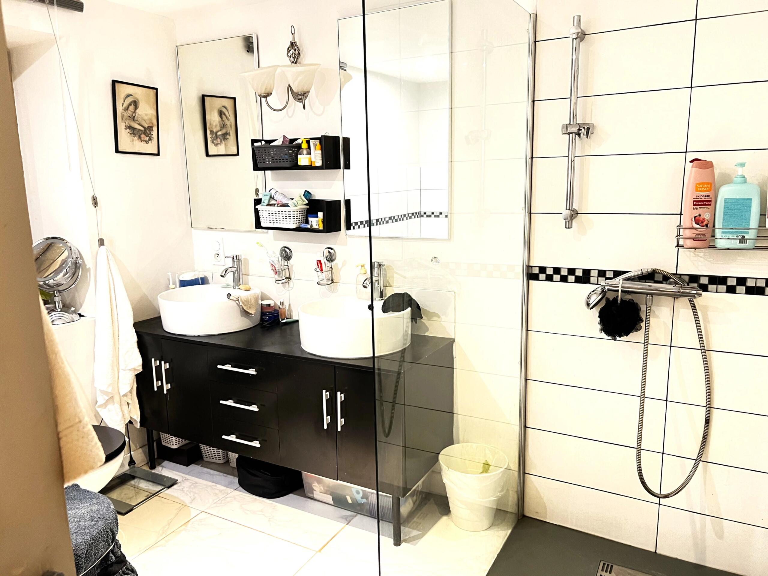 Charming, renovated stone property with pool surrounded by nature, set in 4.5 hectares of land with stream, Midi-Pyrénées – France – BVI85611