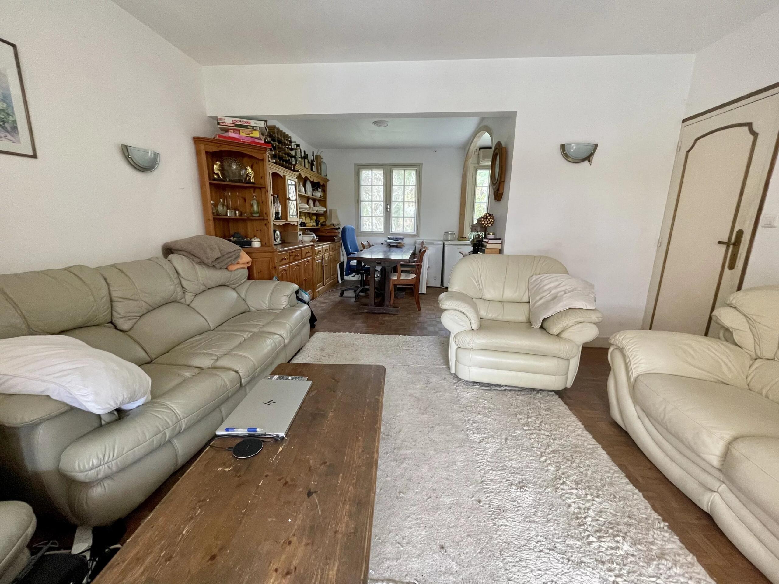 House on the banks of the Dordogne, Aquitaine – France – BVI67005
