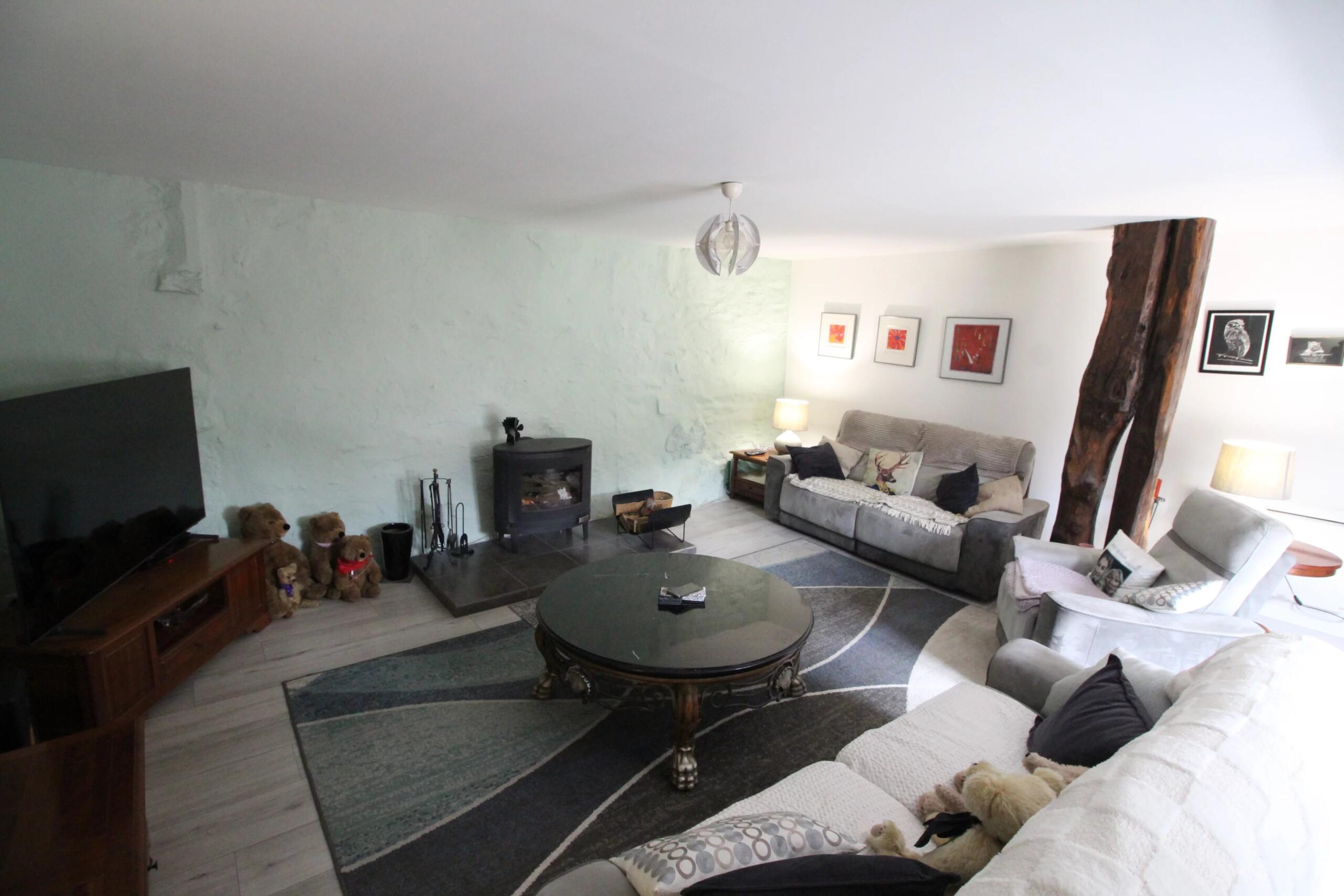 Three bedroom stone house with large barn, Poitou-Charentes – France – BVI71155