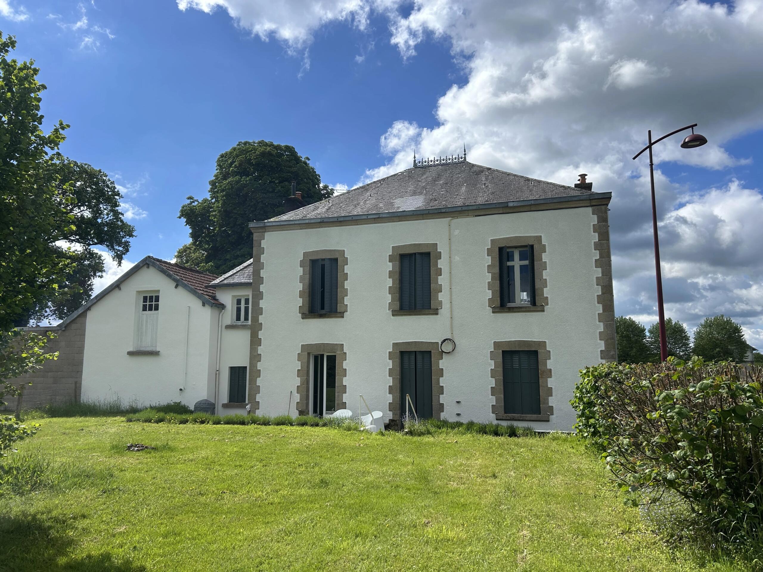 Grane village house with outbuilding and over 5800m² of land !, Limousin – France – BVI85236