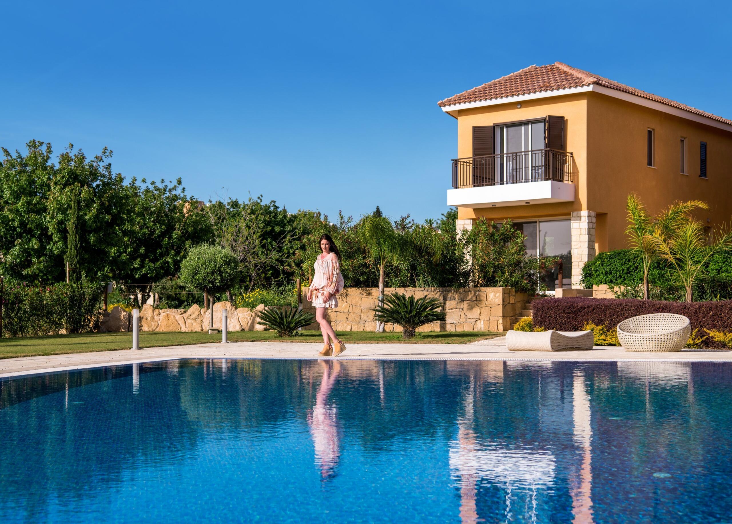2 bedroom Apartments / Penthouses in Chloraka, Paphos, Cyprus – A-VEN-2-504-10.3