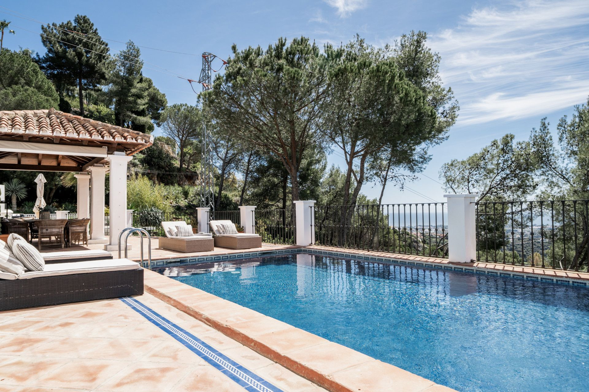 4 bedroom Villa in Benahavis, Malaga, Spain – 428-03536D
