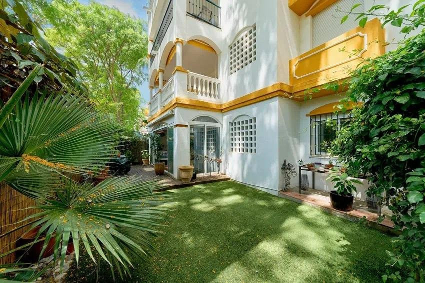 3 bedroom Ground Floor Apartment in Marbella, Malaga, Spain – 428-04981P