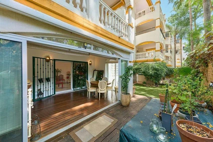 3 bedroom Ground Floor Apartment in Marbella, Malaga, Spain – 428-04981P