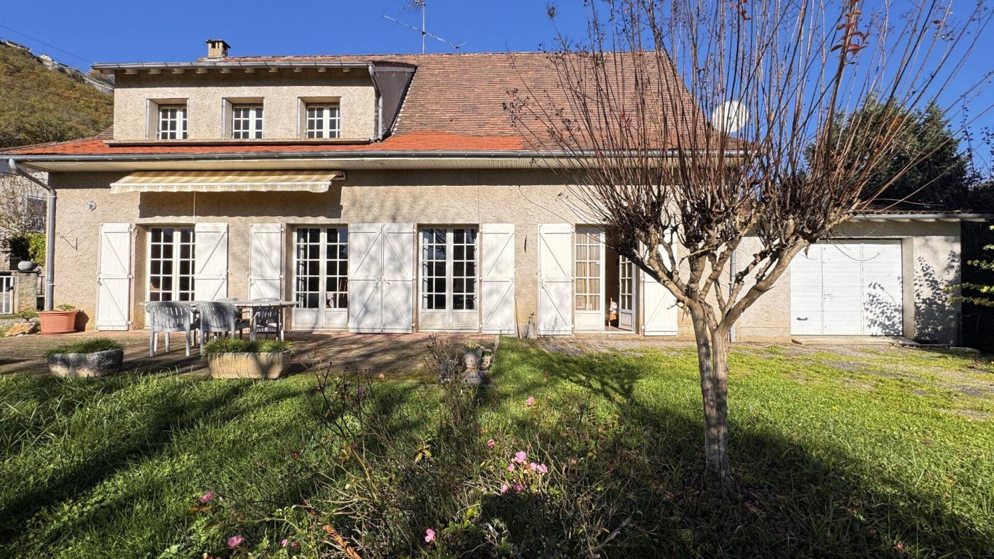 5 bedroom maison traditionnelle in Cajarc, Lot, France