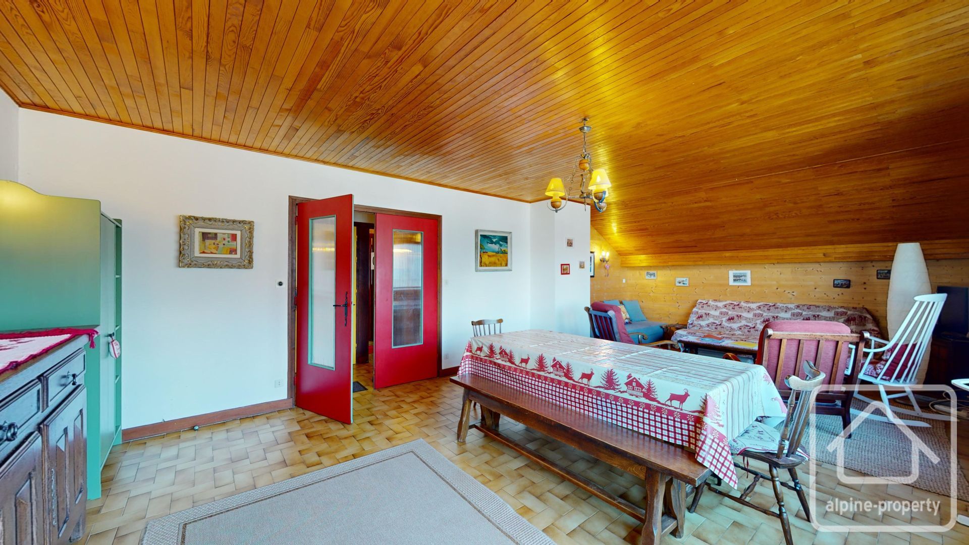 A Spacious 2 Bedroom Apartment Located In One Of Chatel’s Most Sought After Locations. – APPTGRANDROC3