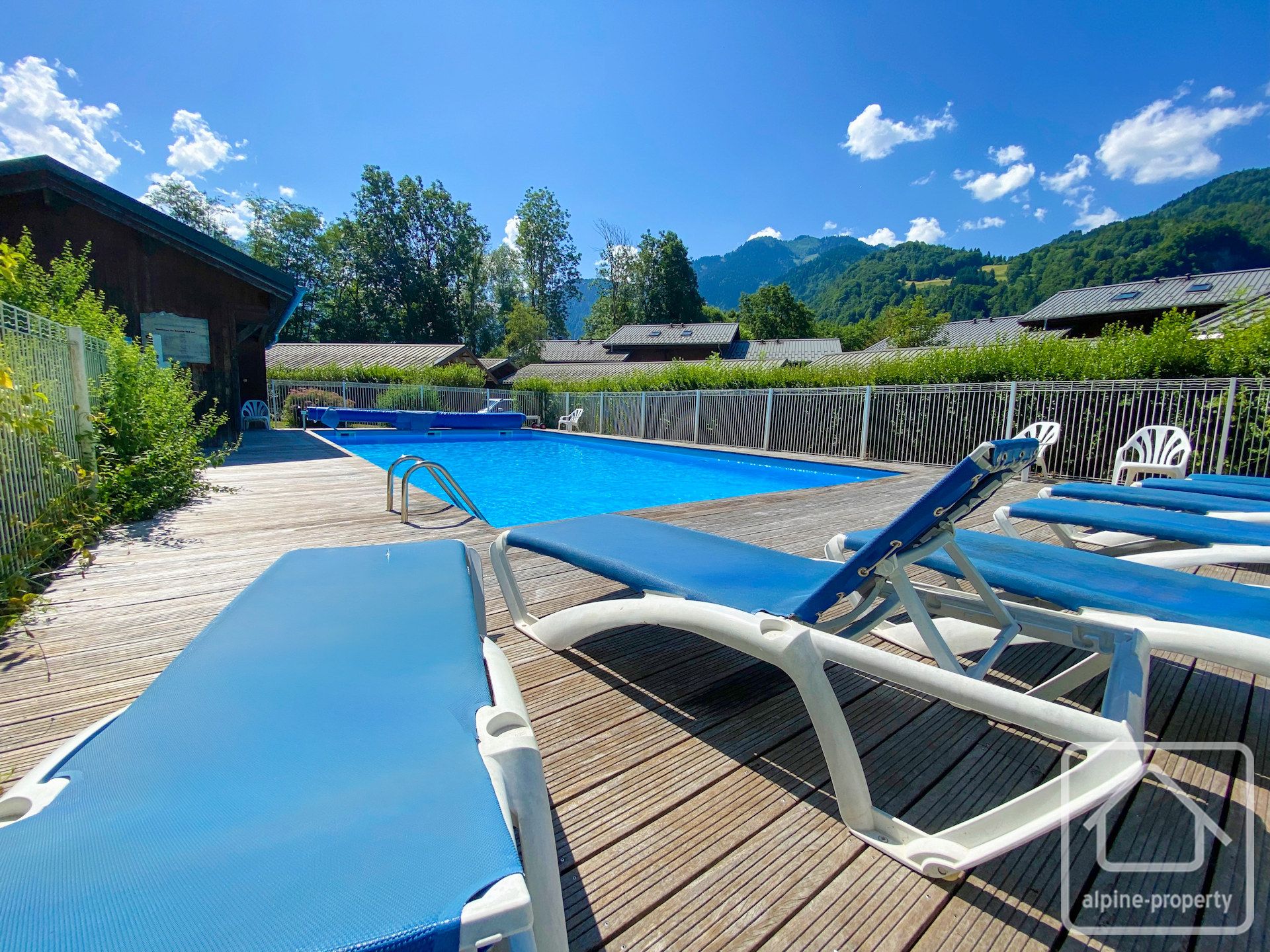 Fully Furnished 1-bed Apartment, 43.49m2, A Short Walk From Samoëns Centre. Ready To Use Straightaway. – PERTUET