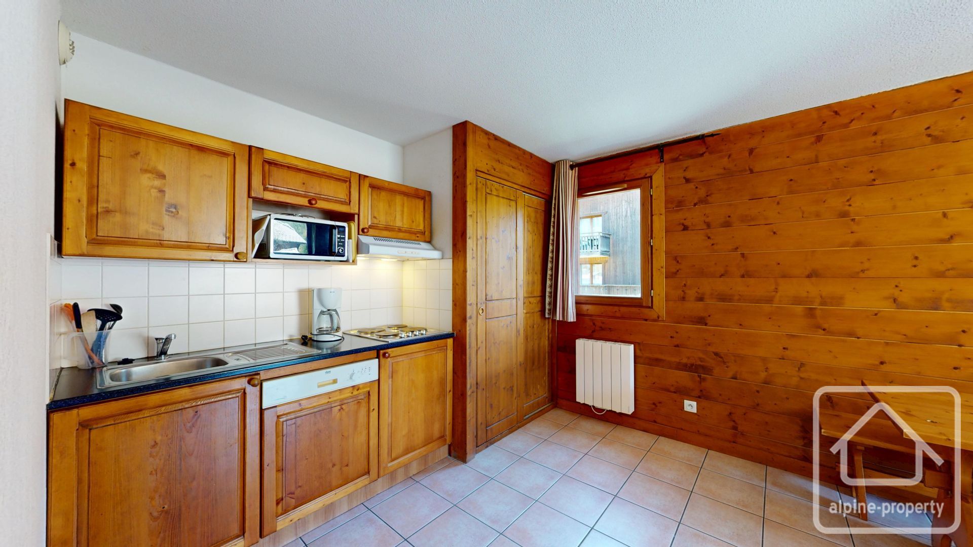Fully Furnished 1-bed Apartment, 43.49m2, A Short Walk From Samoëns Centre. Ready To Use Straightaway. – PERTUET