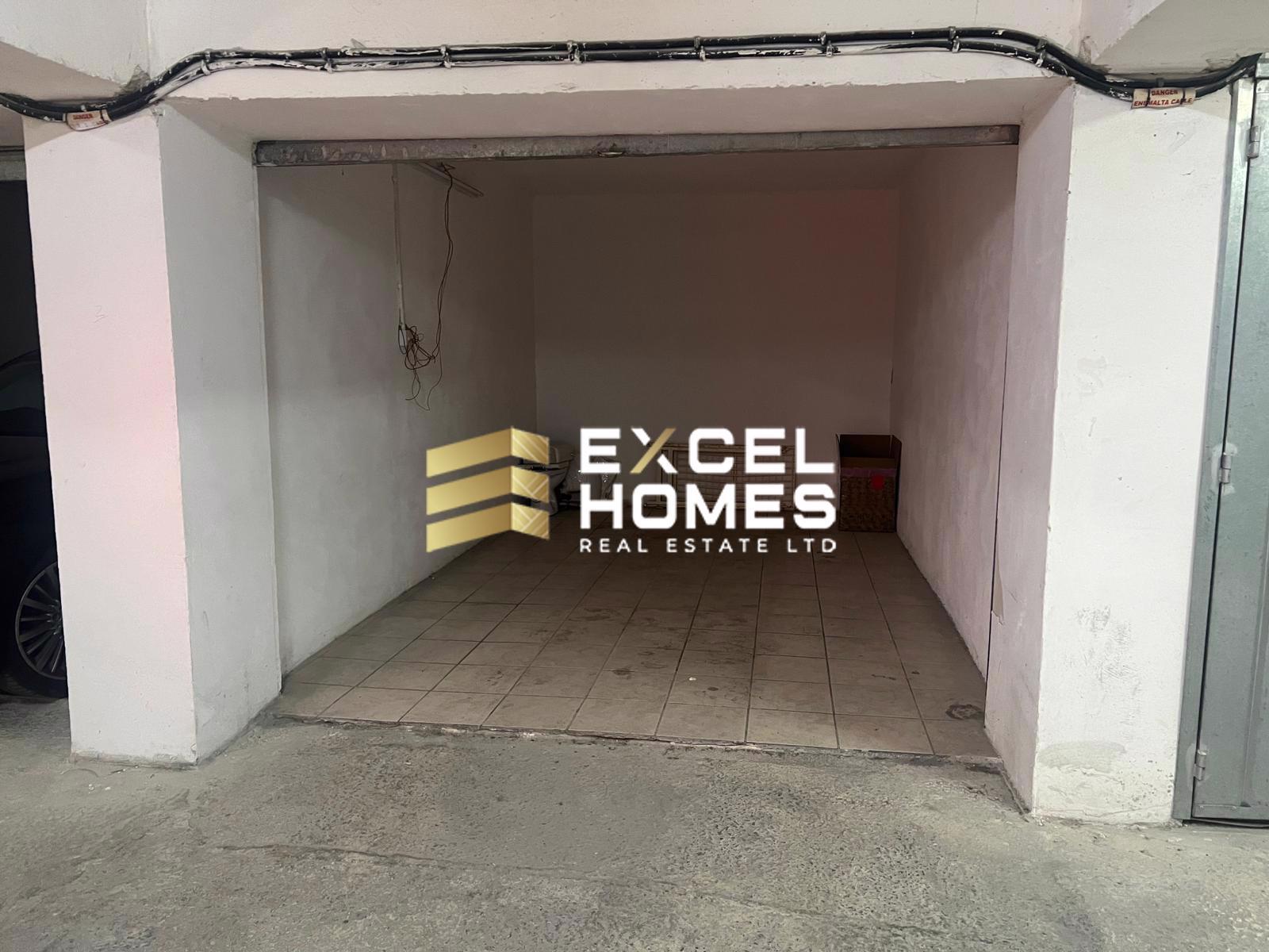 Garage in Gzira, Malta – 68465