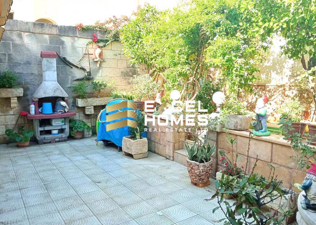 3 bedroom Bungalow in Attard, Malta – 68339