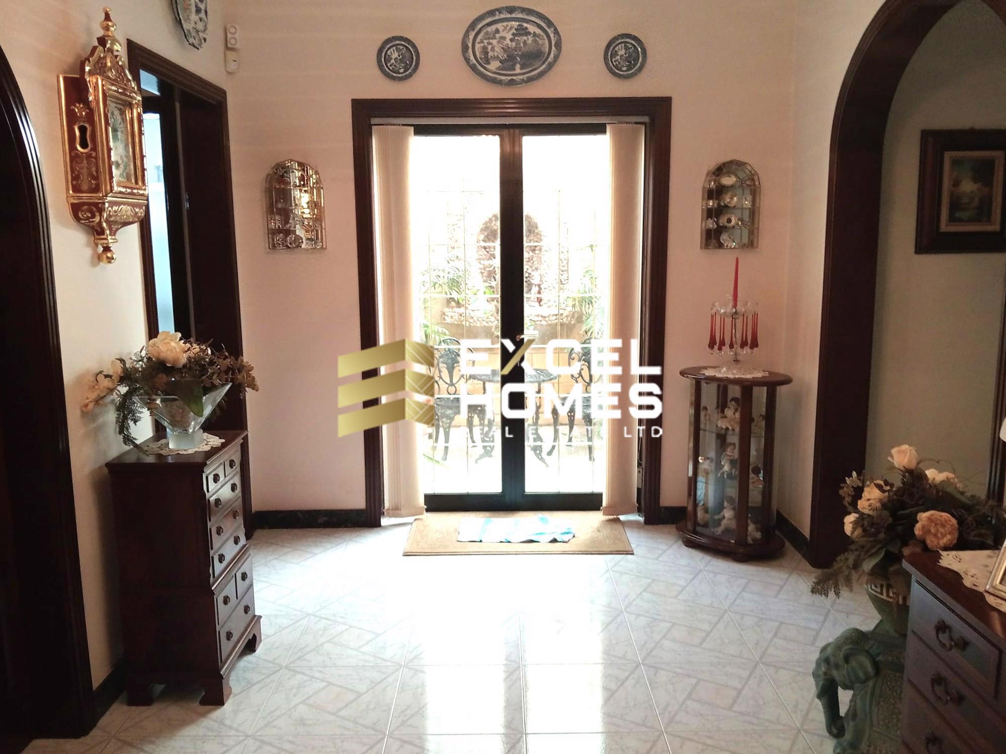 3 bedroom Bungalow in Attard, Malta – 68339