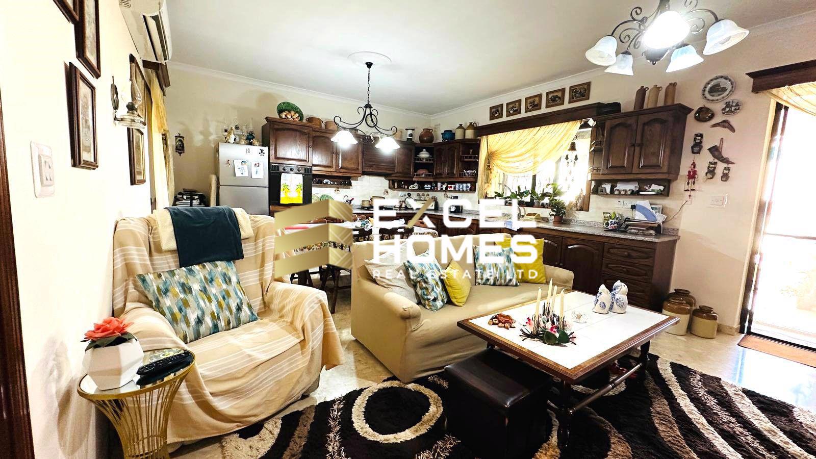 4 bedroom Terraced House in Mtarfa, Malta – 61447