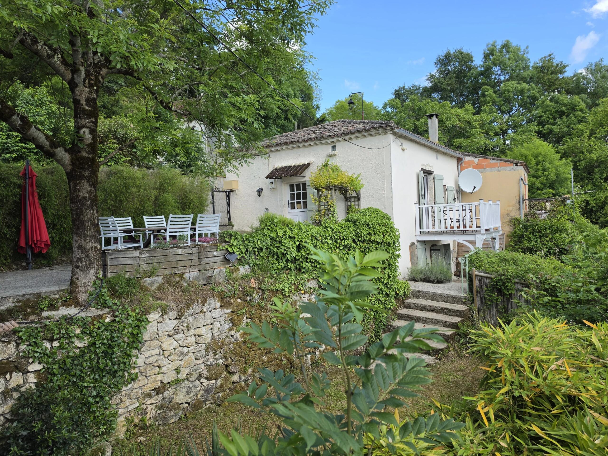 Charming Renovated Stone House with Garden and Outbuilding in Roquecor, SW France, Midi-Pyrénées – France – BVI85735