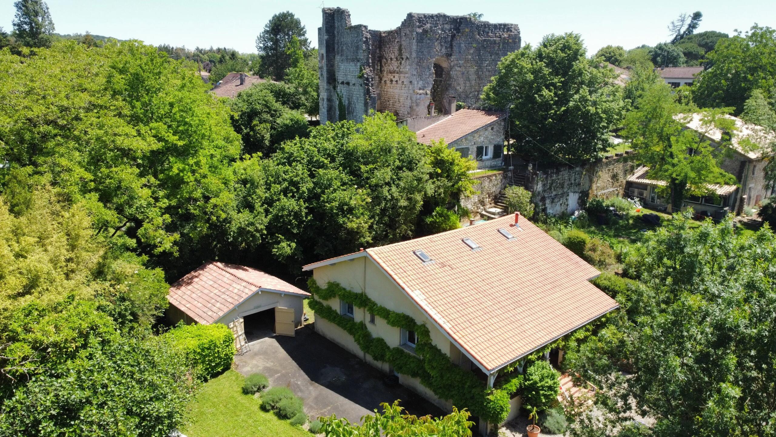 Charming Riverside Property with Private Pontoon near Nérac, Lot et Garonne., Aquitaine – France – BVI85731