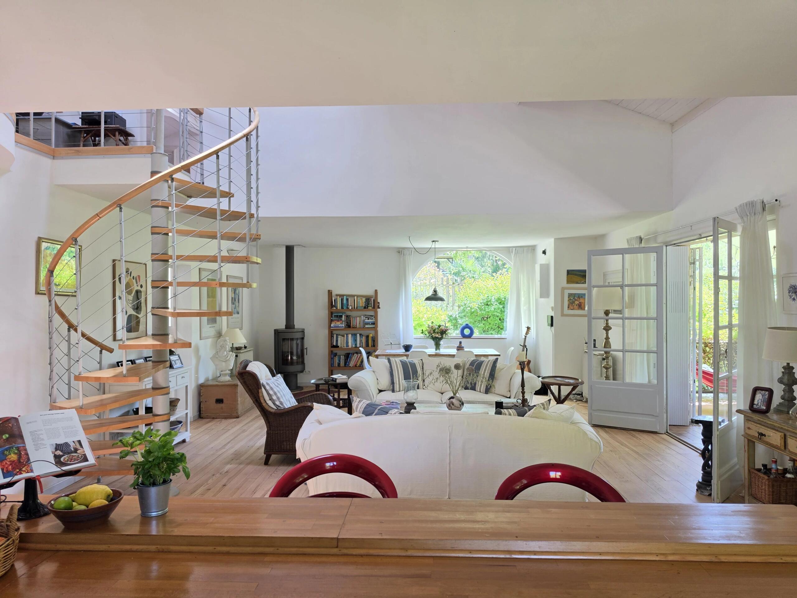 Charming Riverside Property with Private Pontoon near Nérac, Lot et Garonne., Aquitaine – France – BVI85731