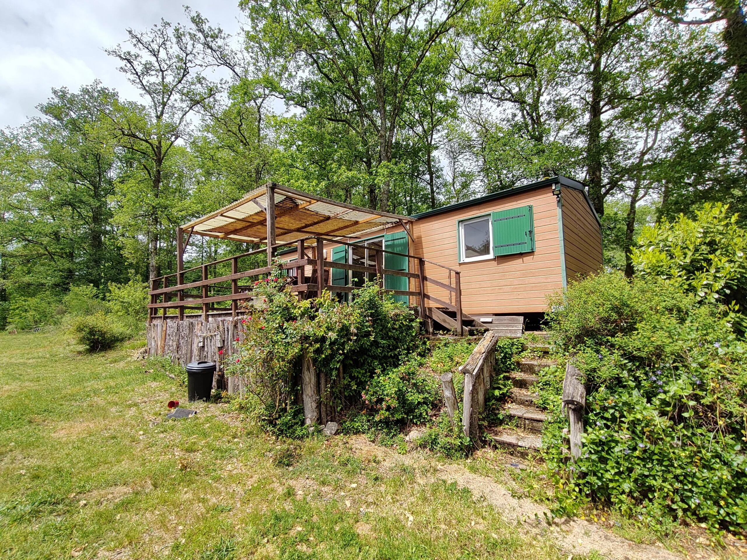 Small cottage with 2 lakes, Aquitaine – France – BVI71100