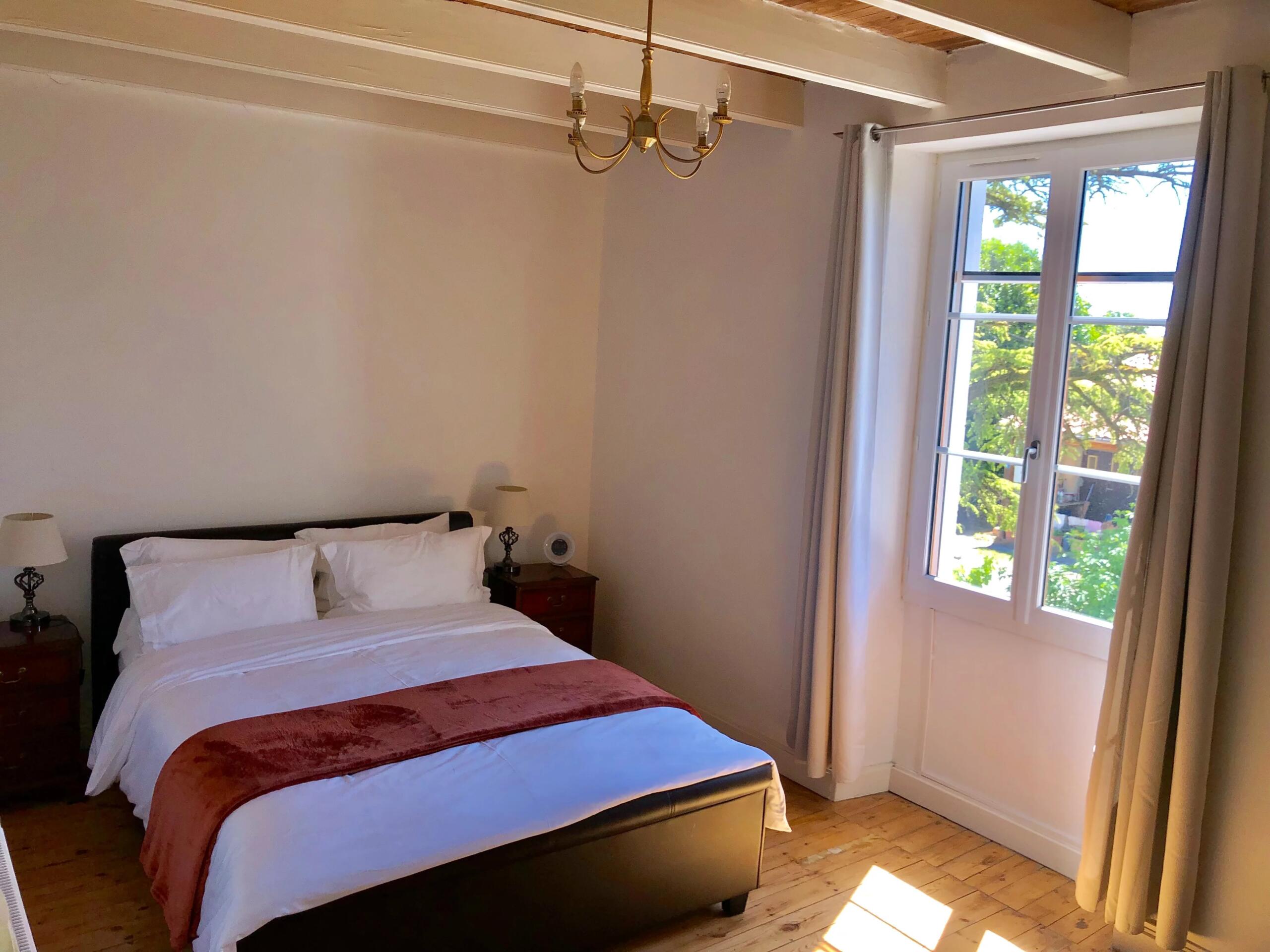 4 bedroom house – edge of village, Poitou-Charentes – France – BVI83267