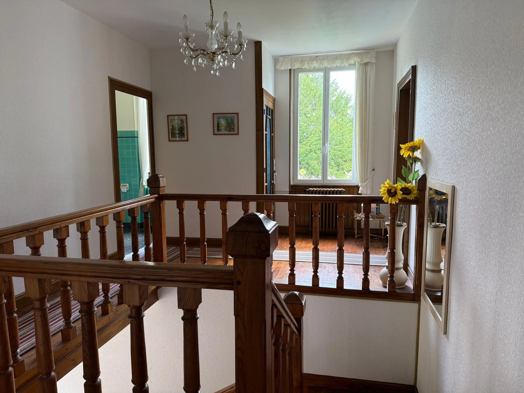 Beautiful 5-bed house in village centre, Poitou-Charentes – France – BVI85674