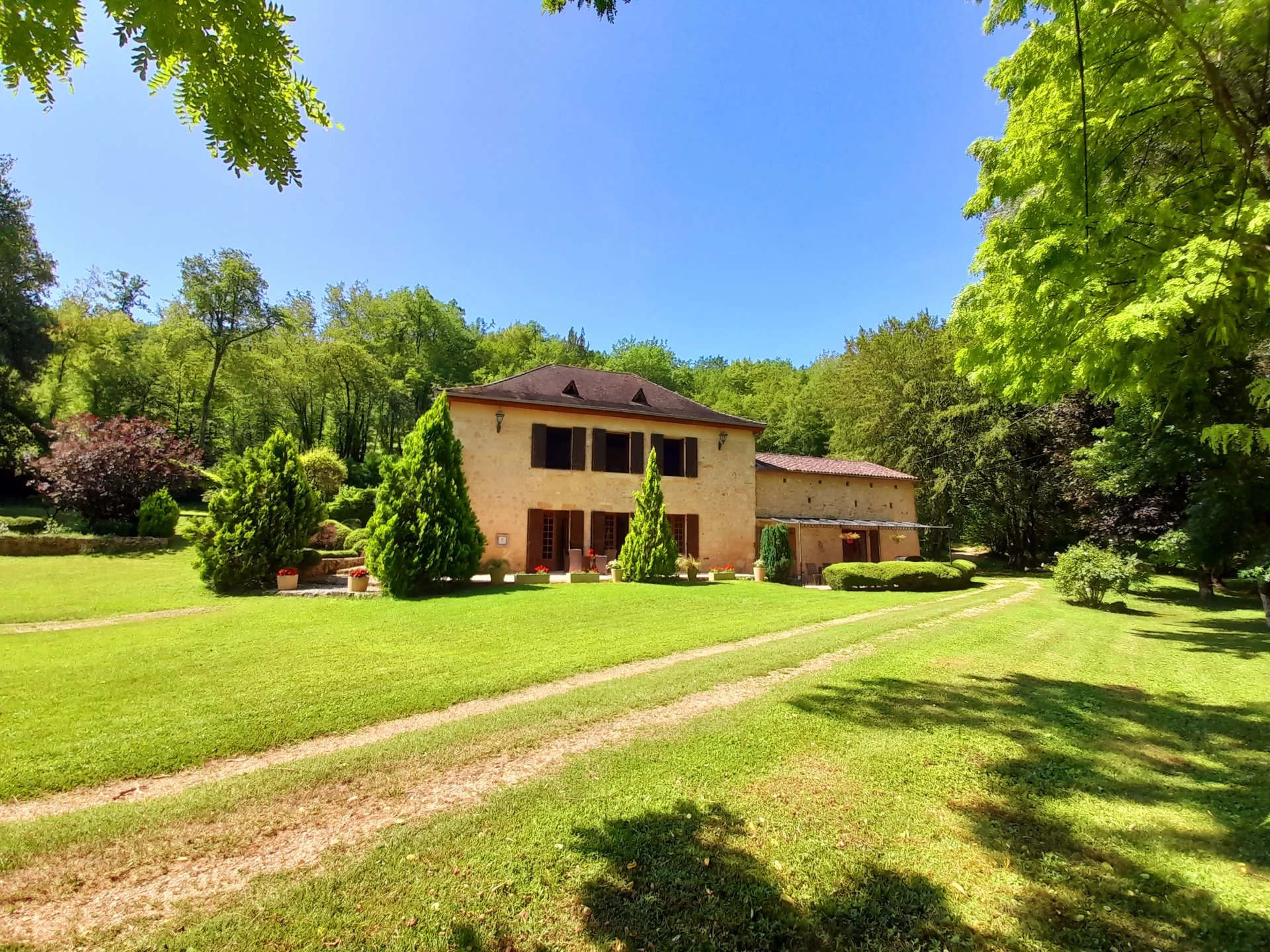 Magnificent river side property, Aquitaine – France – BVI70708