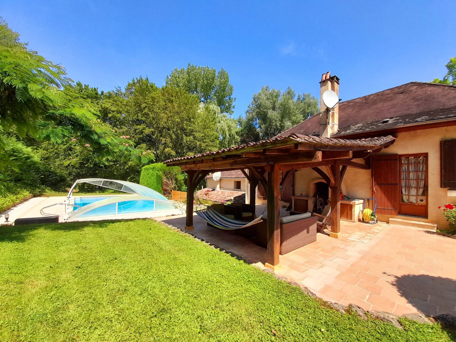 Magnificent river side property, Aquitaine – France – BVI70708
