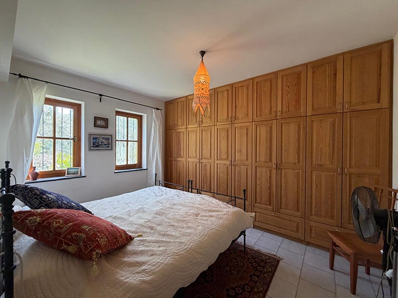 In a rural setting on a large plot, a traditional style Villa near Kusadasi – TC1994