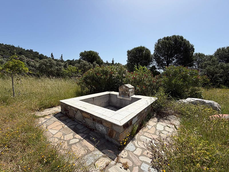 In a rural setting on a large plot, a traditional style Villa near Kusadasi – TC1994