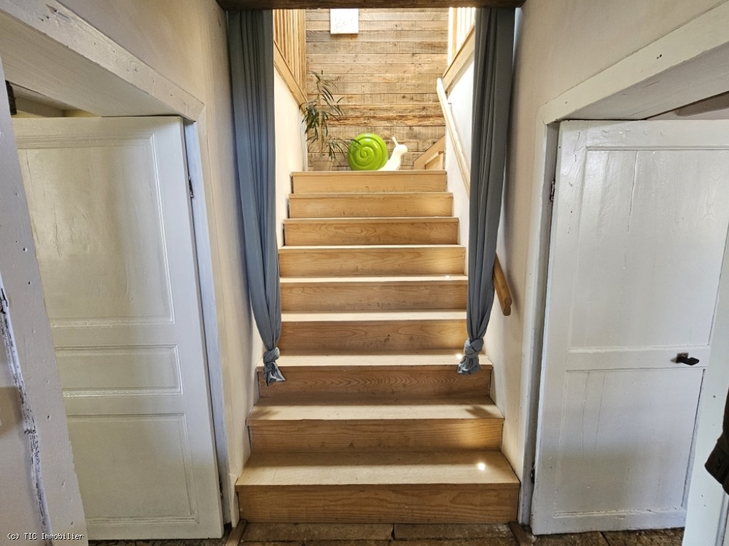 1 bedroom House in Saint-Claud, France – r7494