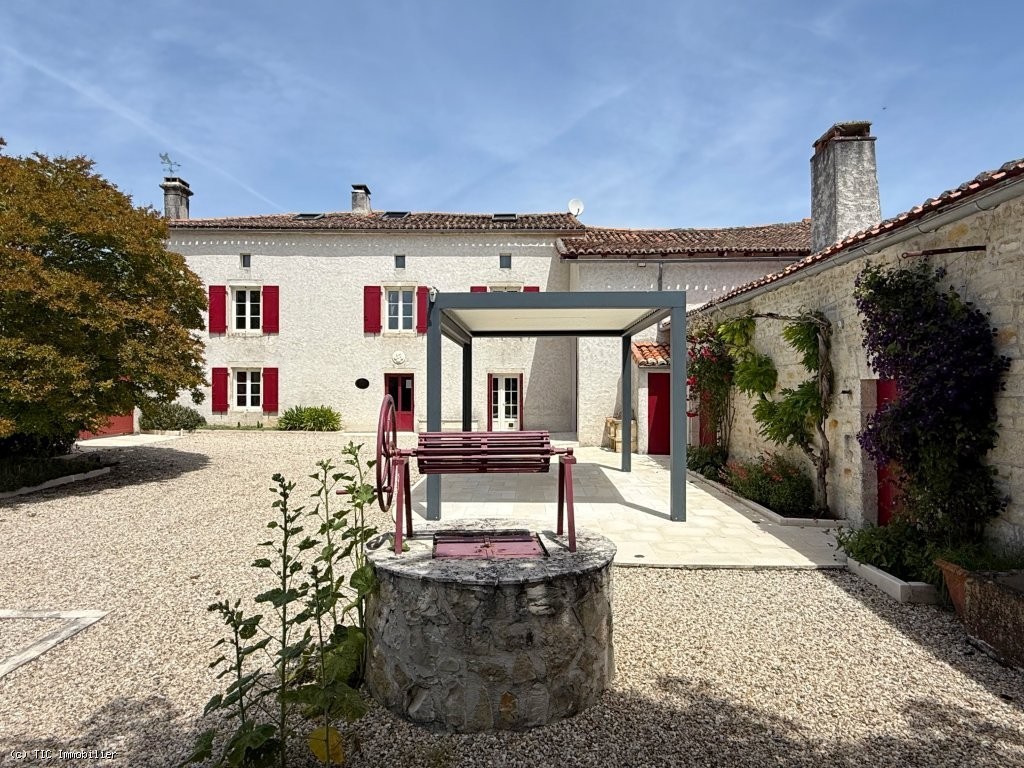 4 bedroom House in Aigre, France – r7492