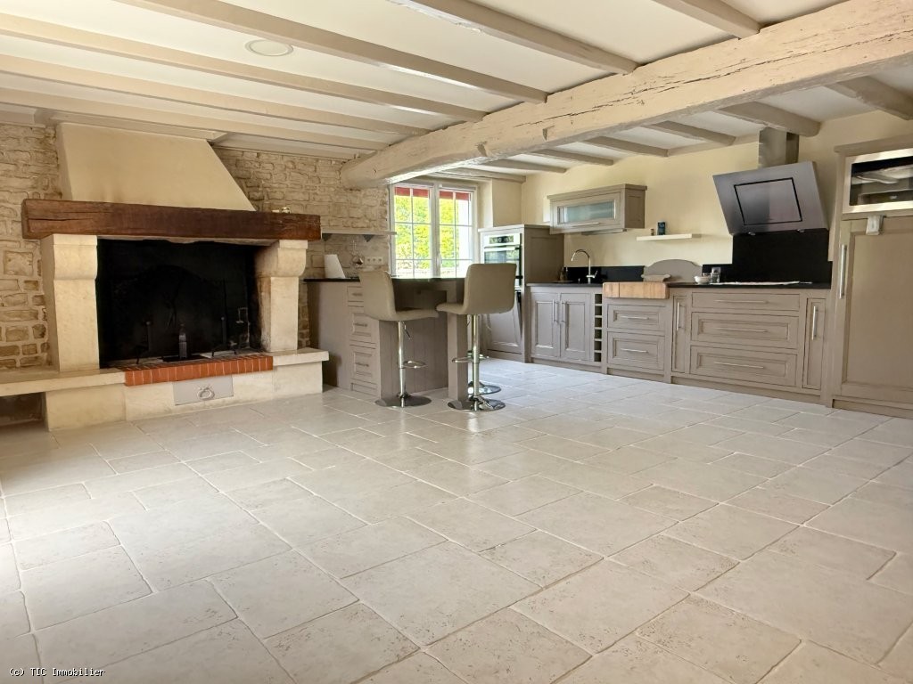 4 bedroom House in Aigre, France – r7492
